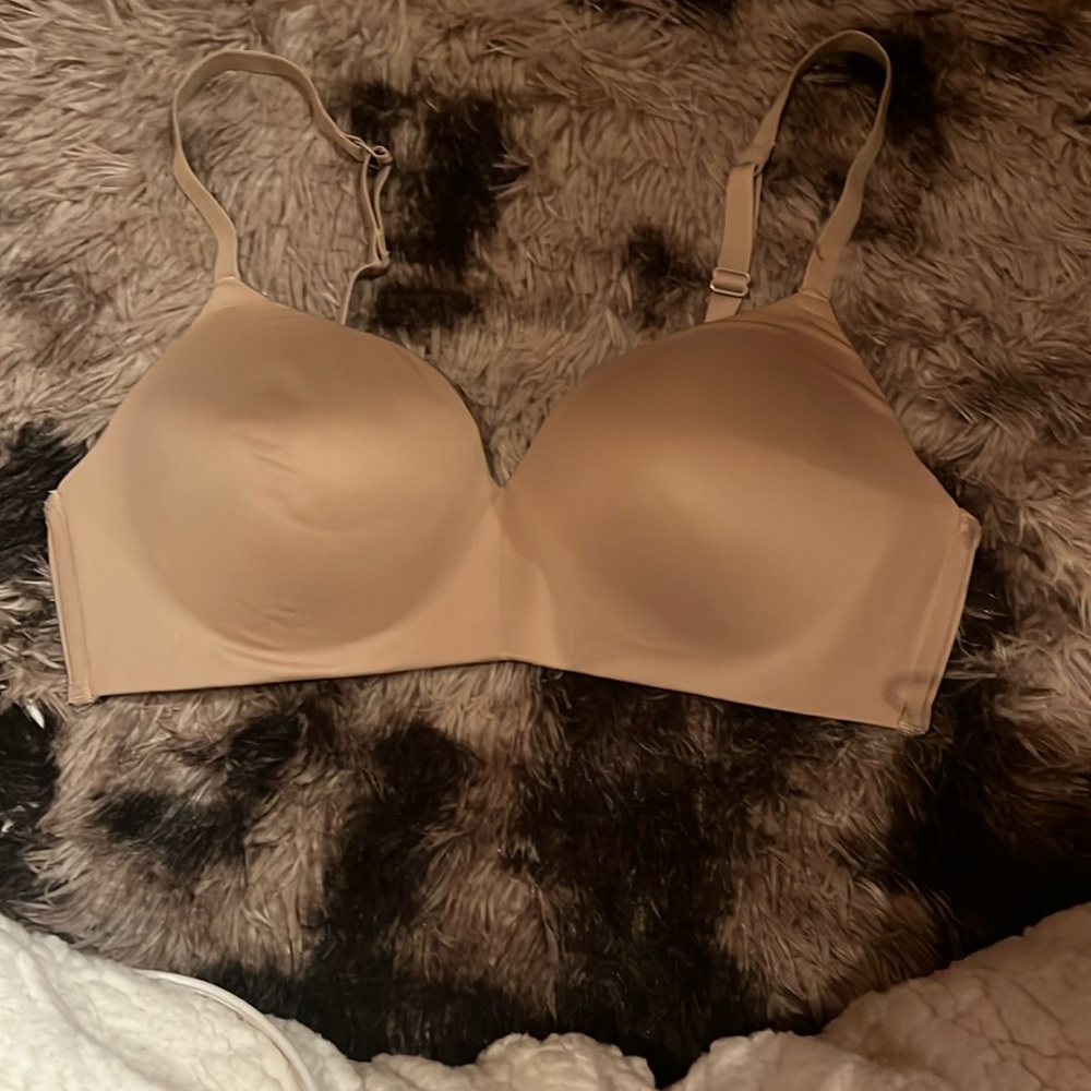 T-shirt bra